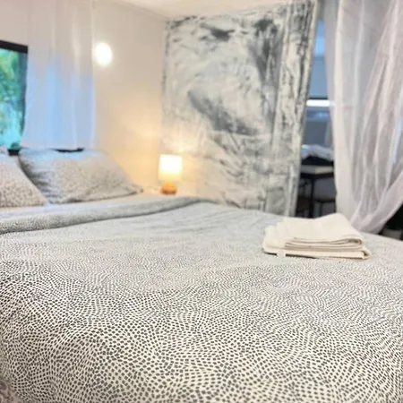 Social Distanсing Approved Nature Getaway! Naples Room photo